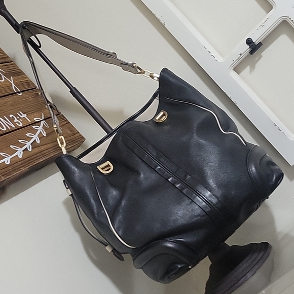 Chloe Handbags - Chloé FINAL SALE Paraty Cabas tote black and crema bag !